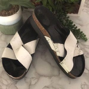 Distressed White Footbed Sandals